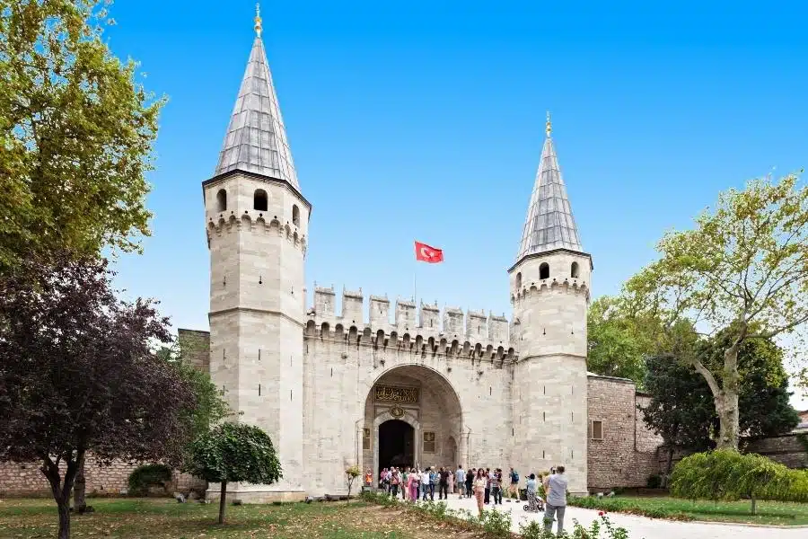 Istanbul’s Top Attractions for First-Time Visitors