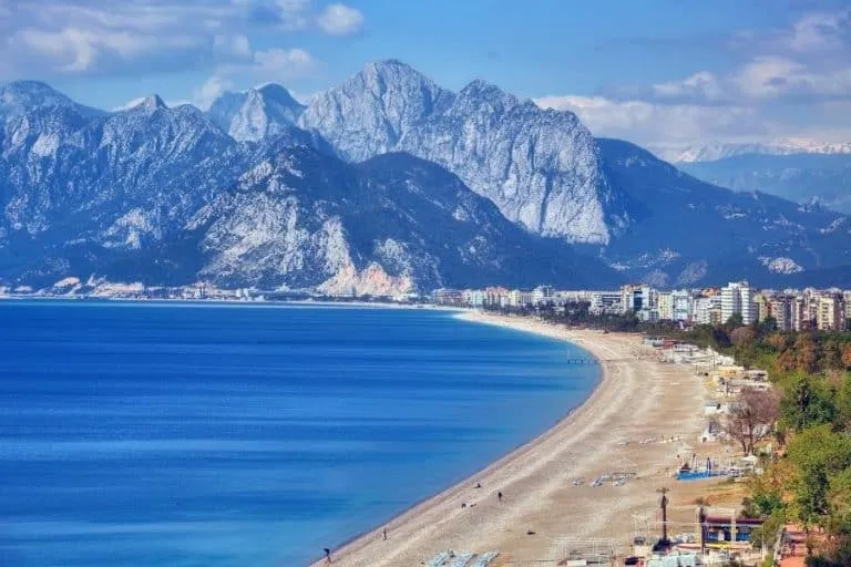 The Ultimate Guide to Visiting Antalya: Discover Beaches & History 2024